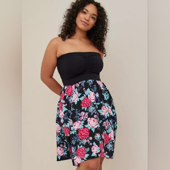Torrid Black Floral Chalice Strapless Sweetheart Dress Black 3x New - Picture 4 of 12